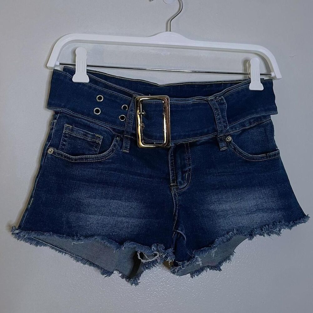 YMI Y2K Low Rise Denim Shorts with Belt 2000s - Size 3 / 26